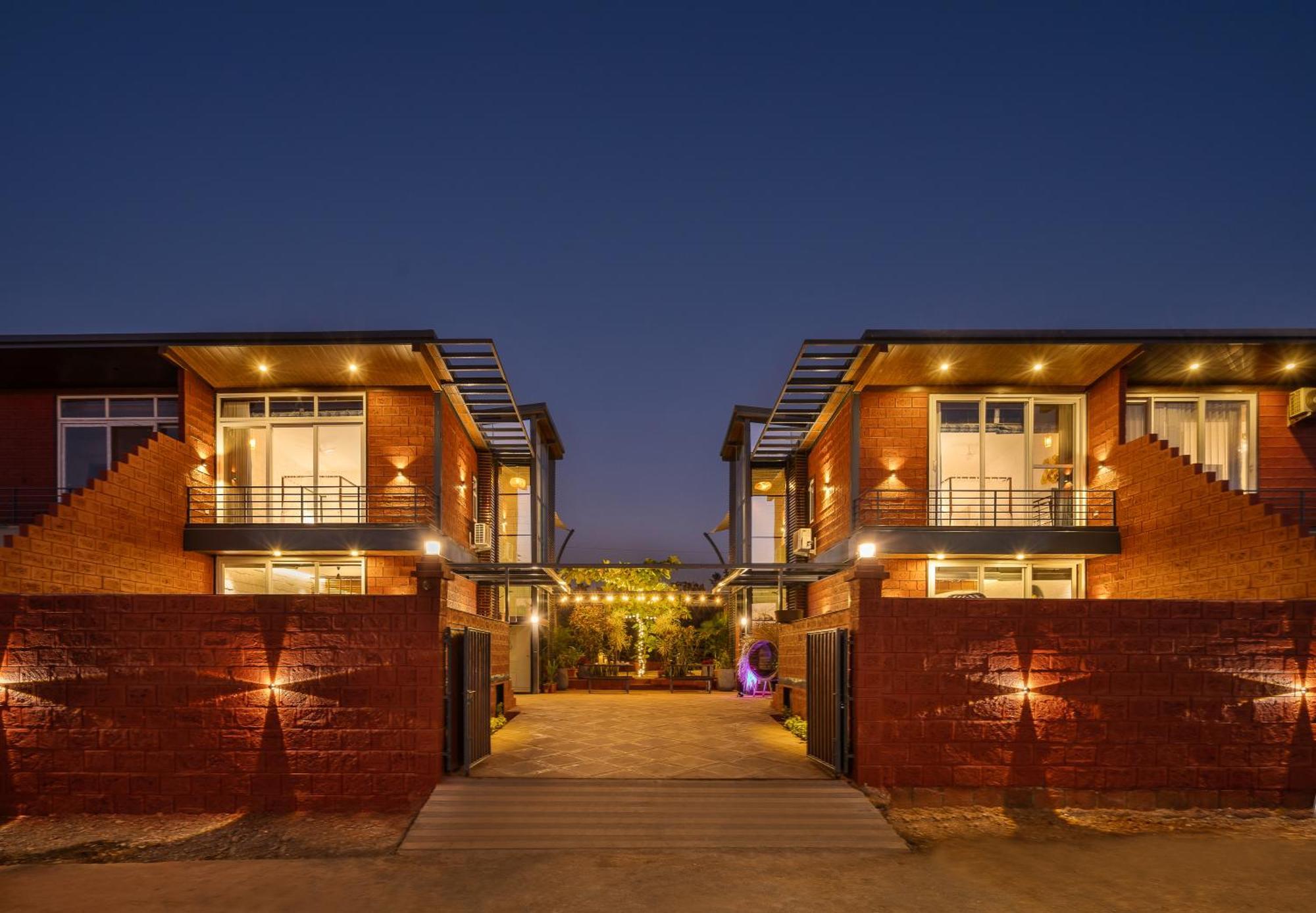 Saffronstays Calvin - 3 Bedroom Pool Villa In לונבלה מראה חיצוני תמונה