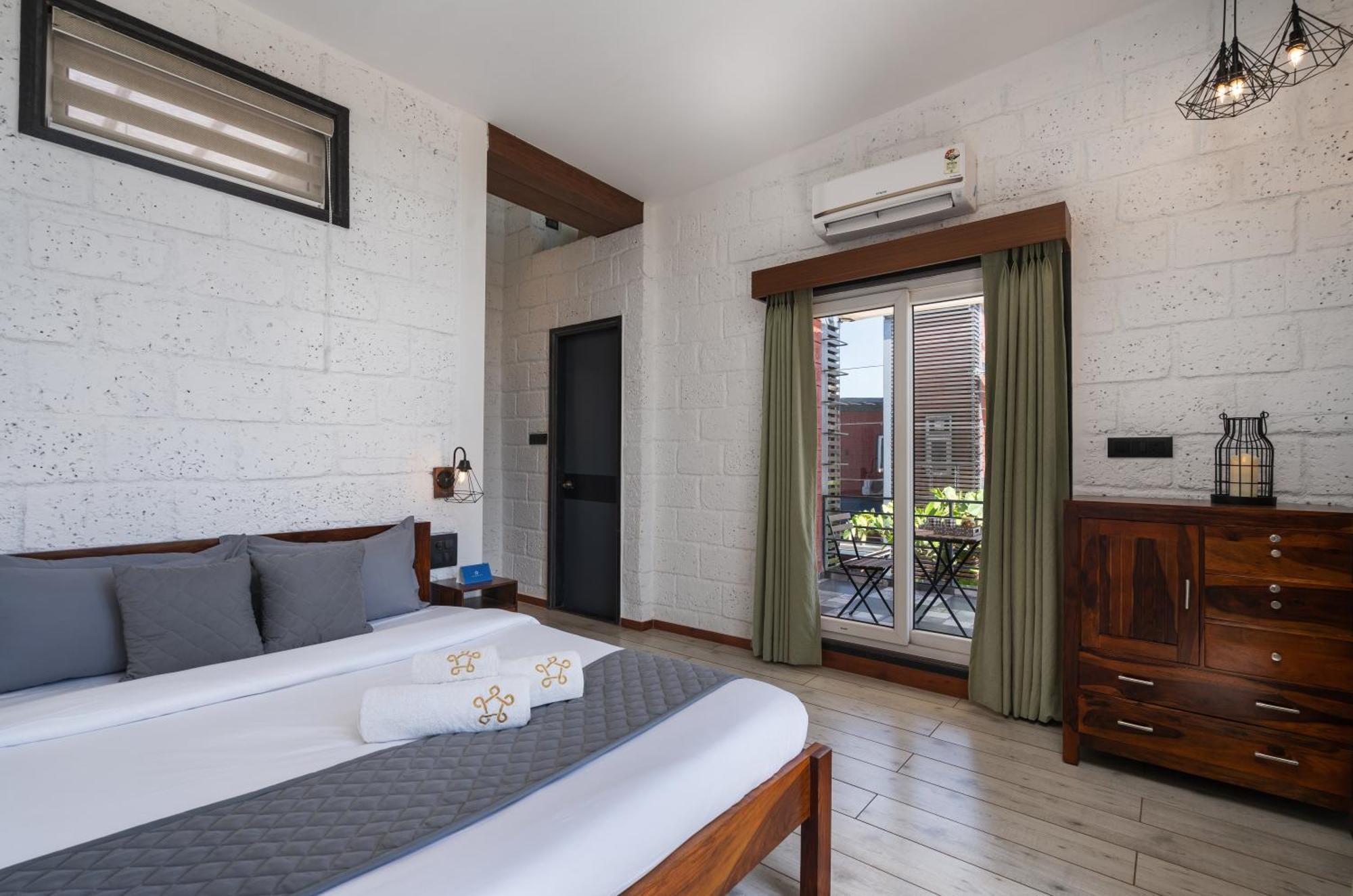 Saffronstays Calvin - 3 Bedroom Pool Villa In לונבלה מראה חיצוני תמונה