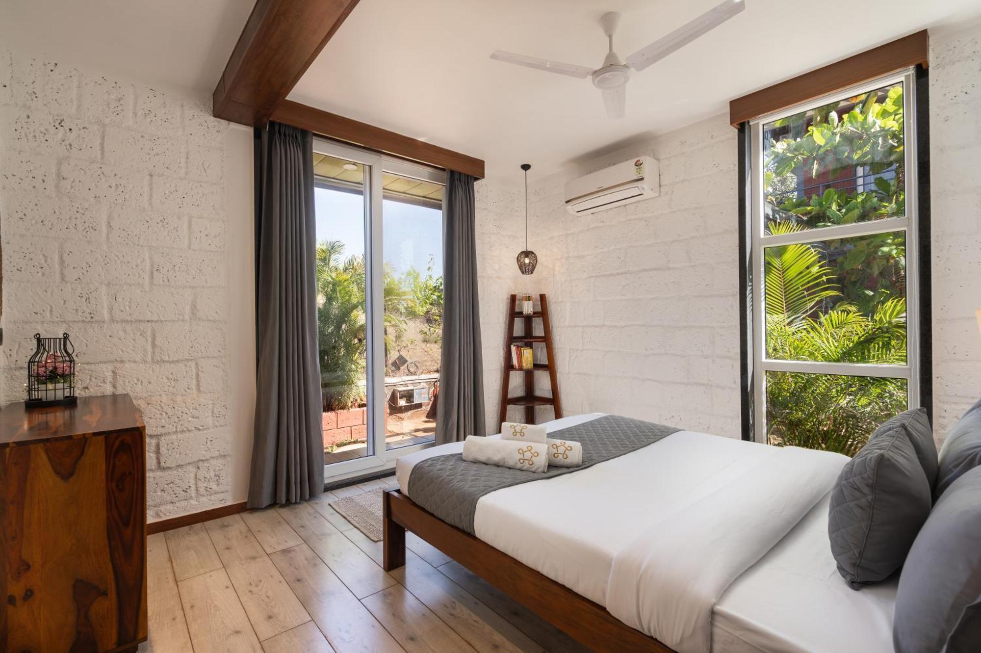 Saffronstays Calvin - 3 Bedroom Pool Villa In לונבלה מראה חיצוני תמונה